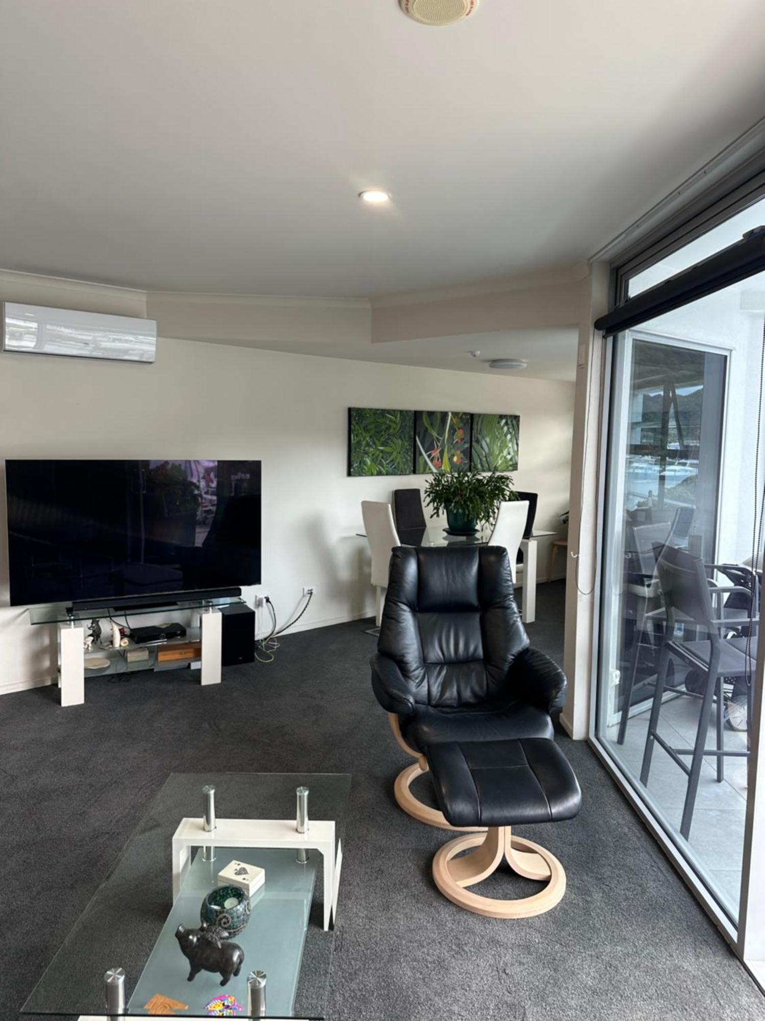 Waterfront Apartment *