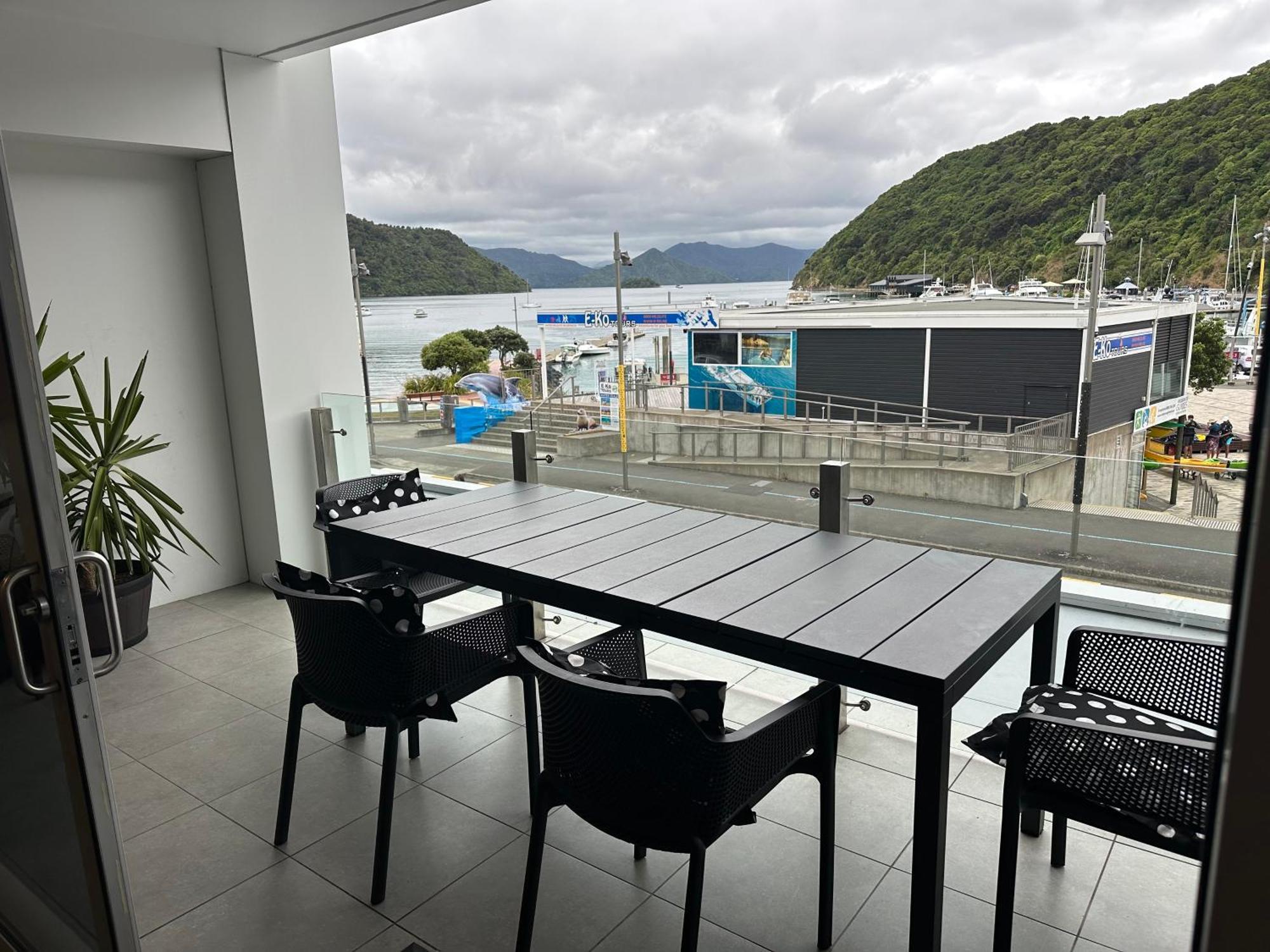 Apartment Waterfront