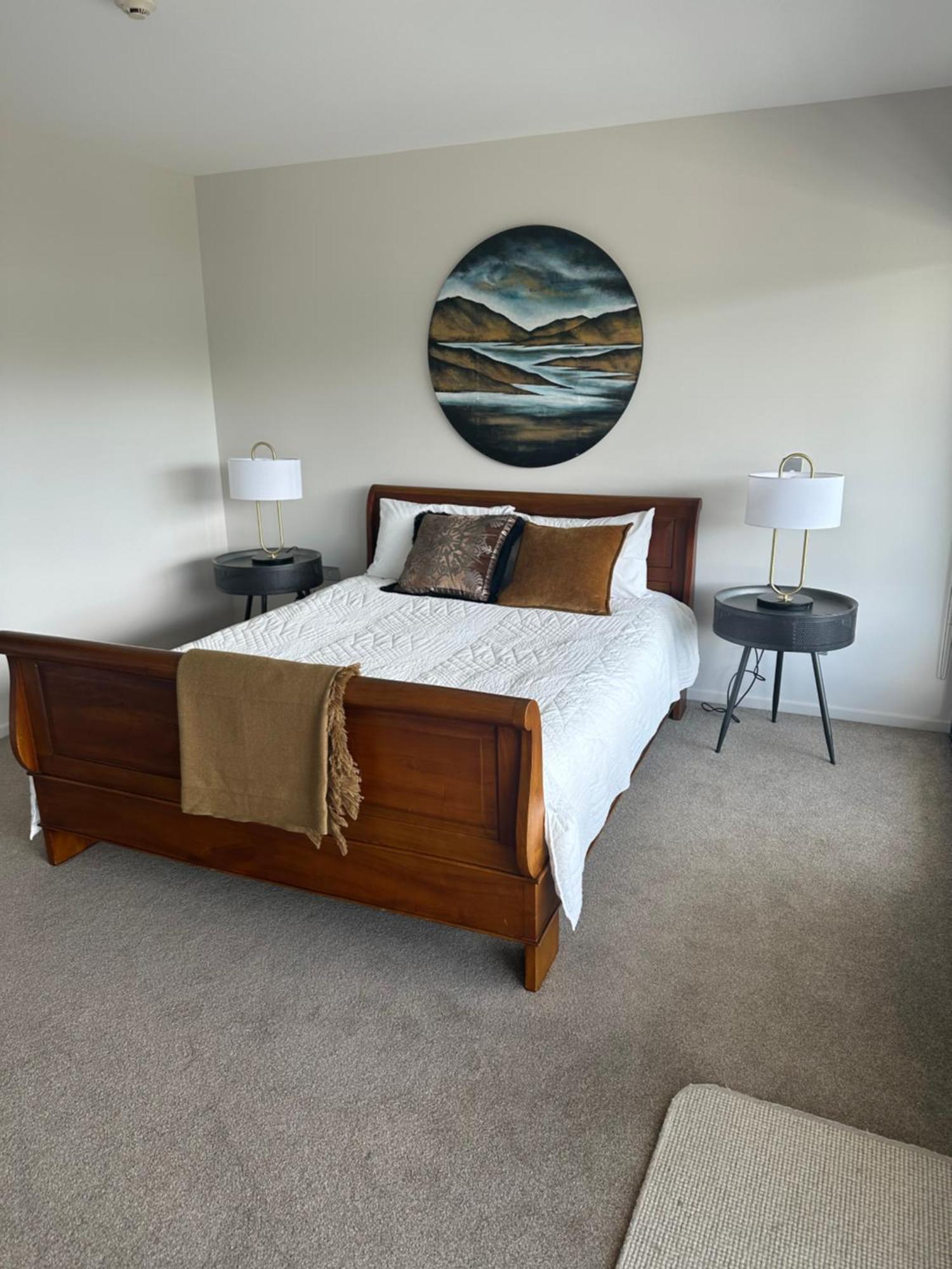 Waterfront Apartment *